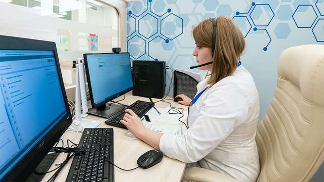 В мэрии сообщили об онлайн-консультациях для заражённых COVID с лёгкими симптомами