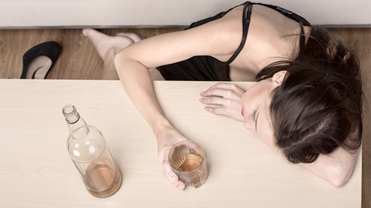 Опасности женского алкоголизма