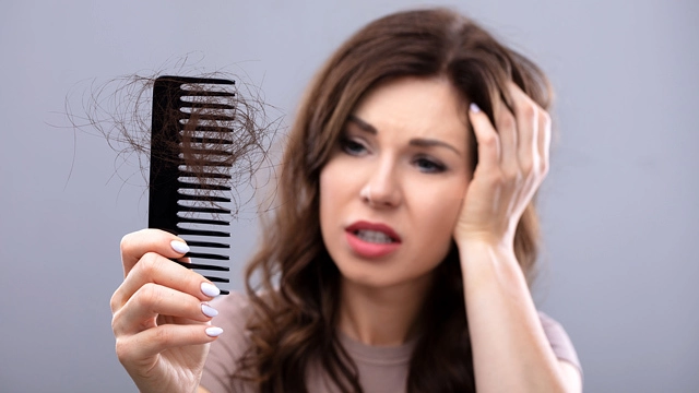 Что делать, если волосы выпадают