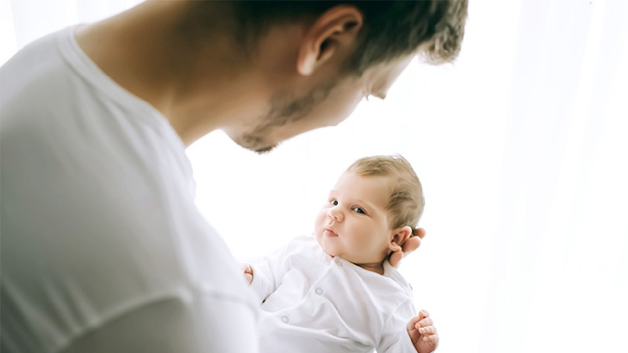 Папа и малыш: когда начинать общаться
