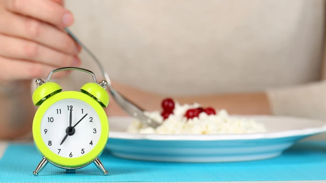 Ученые впервые сравнили два популярных режима интервального голодания