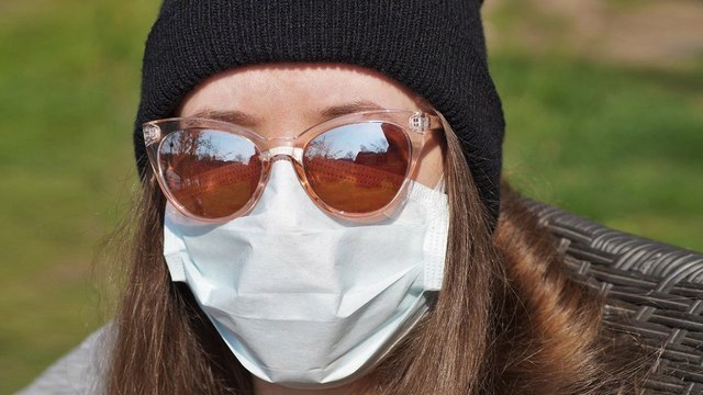 Биолог Анча Баранова объяснила, почему COVID-19 «помолодел»