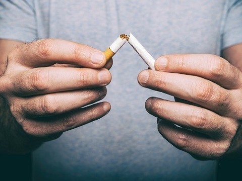 Самый отвратительный цвет в мире поможет бороться с курением