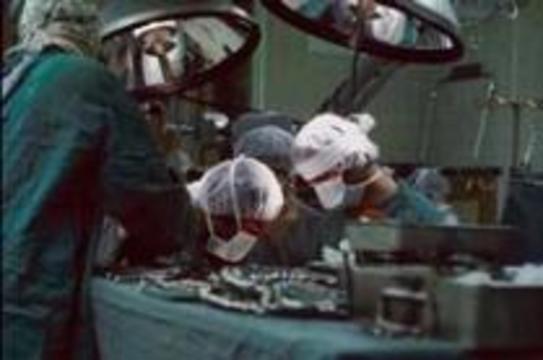 Американские врачи по ошибке пересадили несовместимые органы 17-летней пациентке