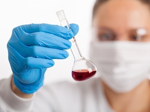 Вакцина против COVID-19. Насколько оптимистичными должны быть наши ожидания?