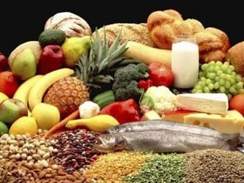 Большинство россиян считают ГМО-продукты [вредными для здоровья]