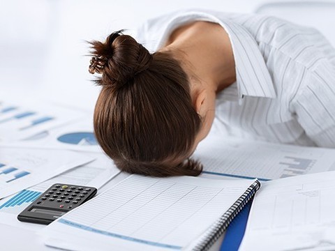 Исследование: «совы» должны приходить на работу позже
