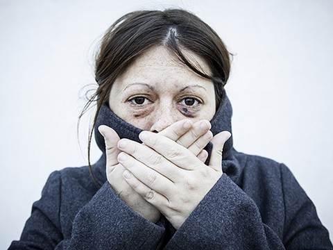 Американские дантисты призывают коллег проверять пациентов на признаки домашнего насилия