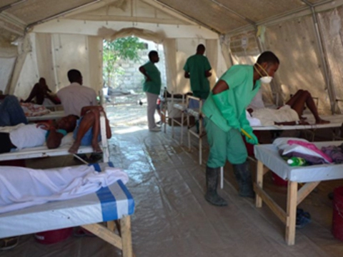 Число умерших от холеры на Гаити [превысило 2 тысячи]