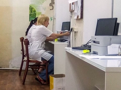 Виртуальные «переломы»: приписки в московских поликлиниках неистребимы