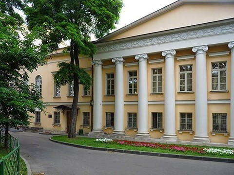 Врачи Филатовской больницы спасли новорожденного с трахеопищеводной расщелиной