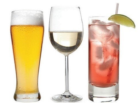 В каком порядке пить алкогольные напитки, чтобы не было похмелья? Ответ вам не понравится
