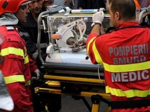 За гибель детей при пожаре в румынском роддоме [ответит медсестра]