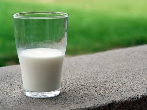 Рекомендации по здоровому питанию устарели: молочные продукты полезны для сердца