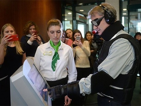 Герману Грефу не выдали кредит на инвалидную коляску