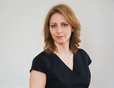 "Я не советую медикам излишне откровенничать со СМИ, приставами и адвокатами"