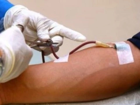 В Германии ищут [доноров крови для пострадавших от кишечной инфекции]