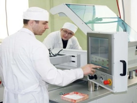 В России запускают производство [зубных протезов из нанокерамики]