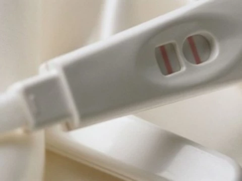Использованные тесты на беременность [превратились в ходовой товар для невест]