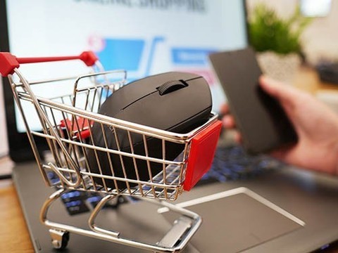 Возможность покупок в интернете может ухудшить состояние шопоголиков