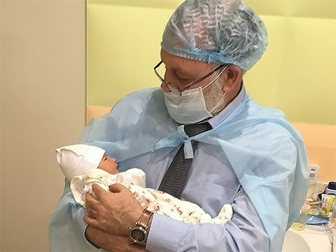 Второй в мире ребенок от 3 родителей родился на Украине
