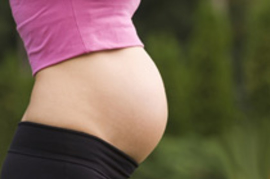 11-летней румынке разрешили сделать [аборт на позднем сроке беременности]