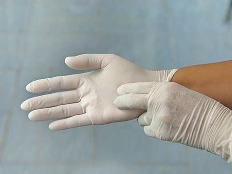 Ученые выясняли, как сберечь кожу рук на работе