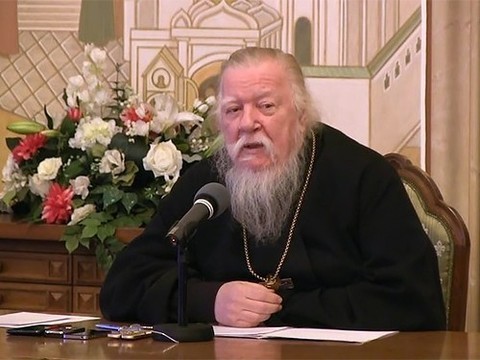 Священник предложил штрафовать врачей за аборты