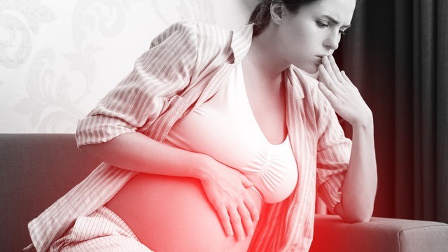 Изжога при беременности: причины, способы от неё избавиться и когда обращаться к врачу