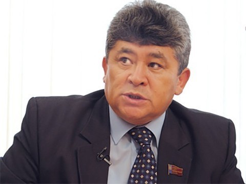 На Алтае депутата обвинили в незаконной продаже фармпрепаратов