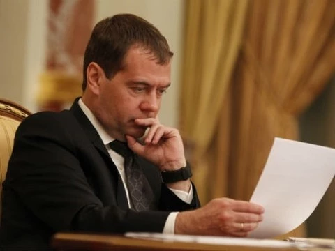 Медведев заявил о выделении [20 миллионов долларов на борьбу с Эболой]