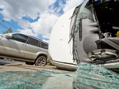 Четыре человека госпитализированы после ДТП со «скорой» в Москве