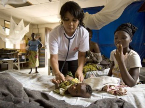 Вспышка холеры [поразила более 13 тысяч жителей Гвинеи и Сьерра-Леоне]