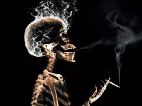 17 процентов смертей в России [вызвано курением]