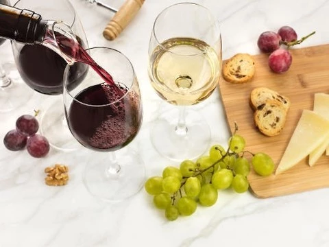 Вино защищает нейроны