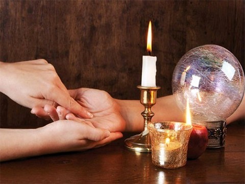 Жительница Чебоксар перестала лечить больную дочь, доверившись лже-целительнице