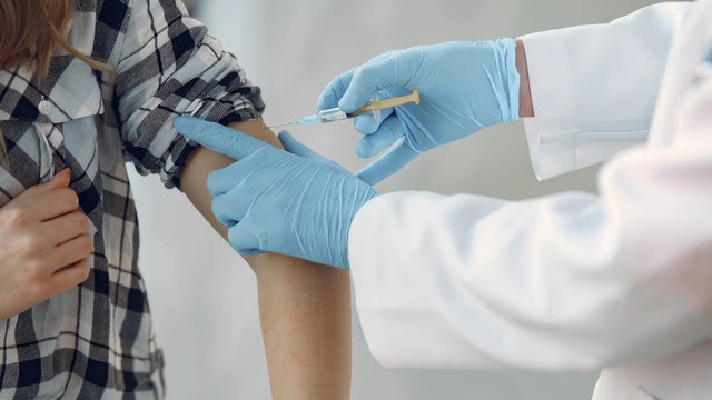 Пневмококковая инфекция у взрослых: высокий риск осложнений требует увеличения охвата вакцинацией