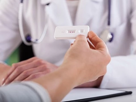 Вопрос врачу: можно ли диагностировать рак яичка с помощью теста на беременность?
