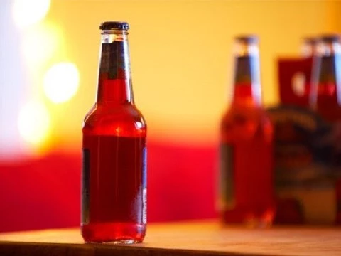 В Мосгордуме предложили ограничить продажу слабоалкогольных винных напитков