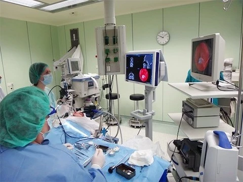В 2017 году в России начнется производство высокоточных хирургических систем