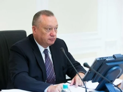 Петербургский сенатор будет настаивать на 100%-ной оплате больничных во время эпидемии гриппа