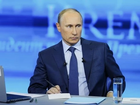 Путин поручил организовать оказание паллиативной помощи по месту проживания