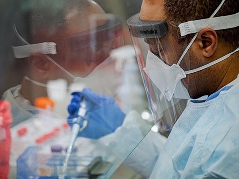Началось первое клиническое исследование вакцины против COVID-19