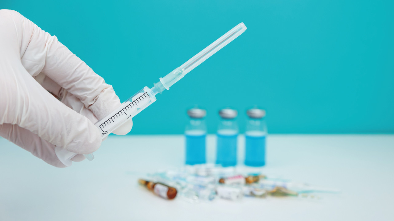 Переболевшим COVID-19 может понадобиться только одна доза вакцины