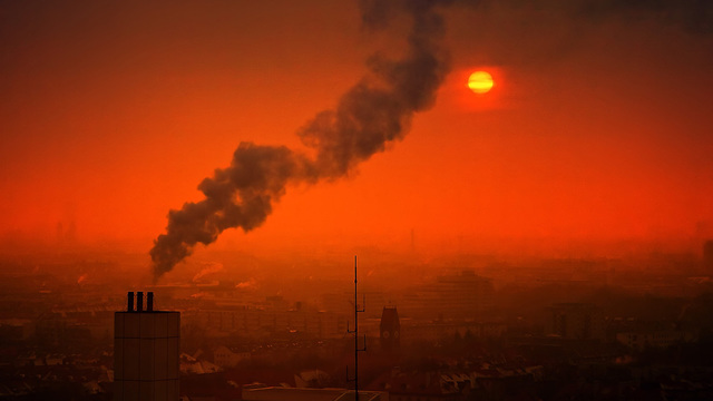 Загрязненный воздух увеличивает риск смерти от COVID-19