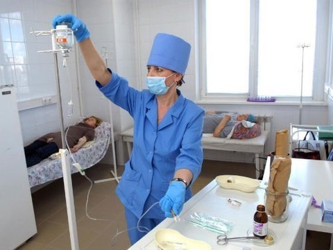 Экзамен на выживание: врачи и медсестры рассказали МедНовостям о своих реальных зарплатах