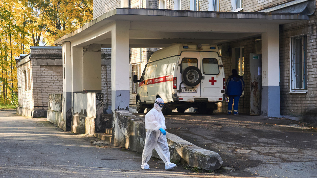 «Не нравится — увольняйся», — слышат в свой адрес около 70% врачей в России