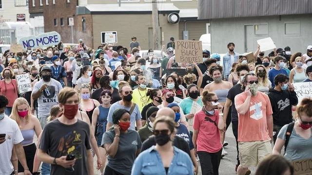Массовые протесты в США могут вызвать всплеск заболеваемости COVID-19