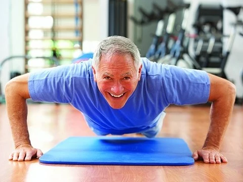 Опять 25: как вернуть молодость, когда вам за 70, и причем тут мышцы?