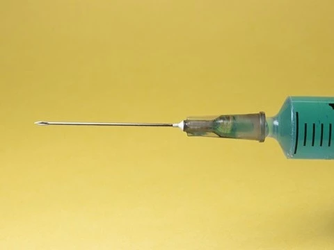 Экспериментальная вакцина против ВИЧ оказалась неэффективной